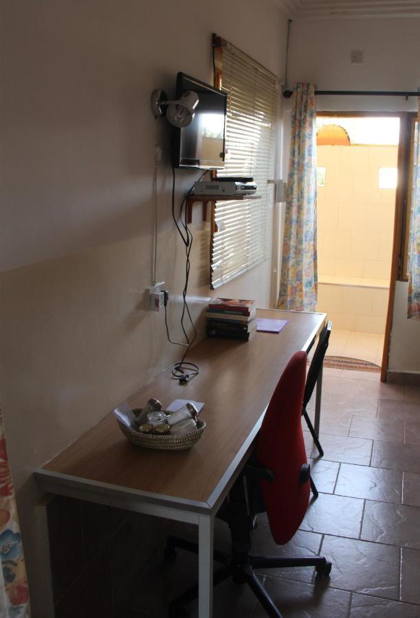 Busy Bee Apartments Kololi Extérieur photo