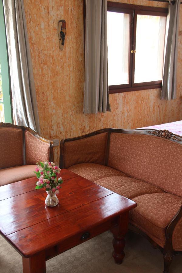 Busy Bee Apartments Kololi Extérieur photo