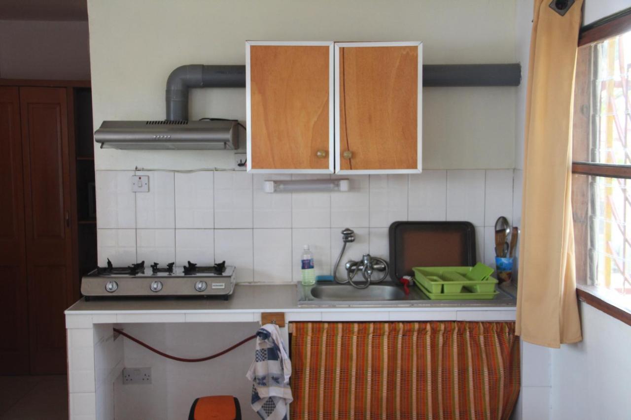Busy Bee Apartments Kololi Extérieur photo